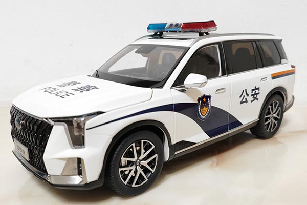 2022 Trumpchi GS8 SUV Diecast Police Model 1:18 Scale Whie