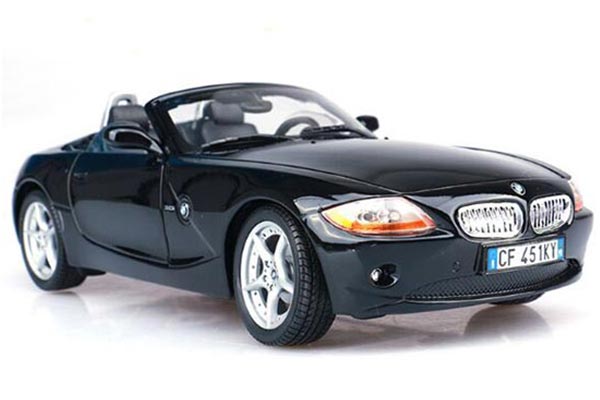 2002 BMW Z4 Roadster E85 Diecast Car Model 1:18 Scale