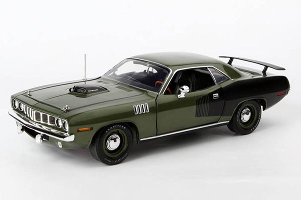 1971 Plymouth Hemi Cuda Diecast Car Model 1:18 Scale Green