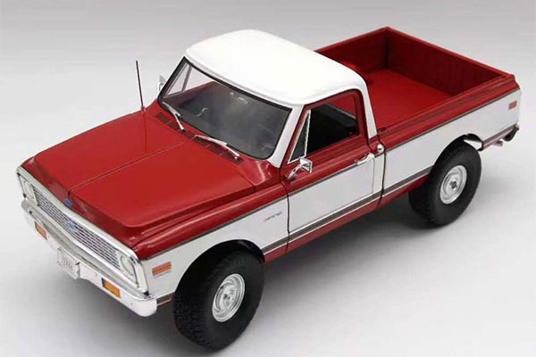 1972 Chevrolet K-10 Pickup Truck Diecast Model 1:18 Scale Red