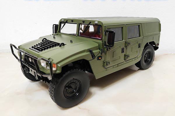 Dongfeng Mengshi Off Road Diecast Model 1:18 Scale Army Green