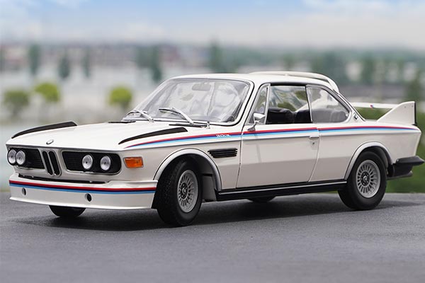 1971 BMW 3.0 CSL Diecast Car Model 1:18 Scale White