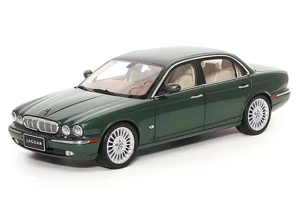 Jaguar XJ6 X350 Diecast Car Model 1:18 Scale