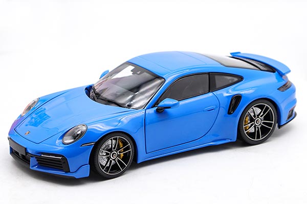 2021 Porsche 911 (992) Turbo S Diecast Car Model 1:18 Scale