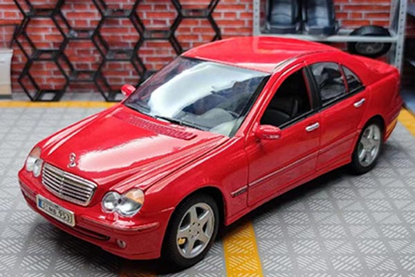 Mercedes-Benz C-Class C320 Diecast Car Model 1:18 Scale Red