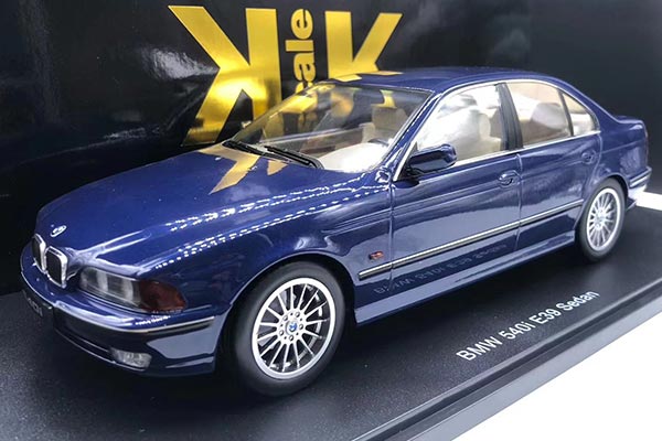 BMW 540i E39 Sedan Diecast Car Model 1:18 Scale Blue