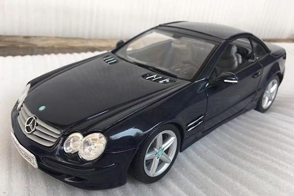 Mercedes-Benz SL-Class SL500 Diecast Car Model 1:18 Scale