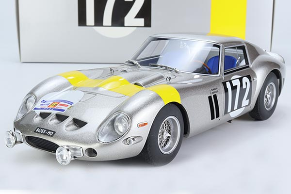 Ferrari 250 GTO Resin Car Model 1:18 Scale Silver