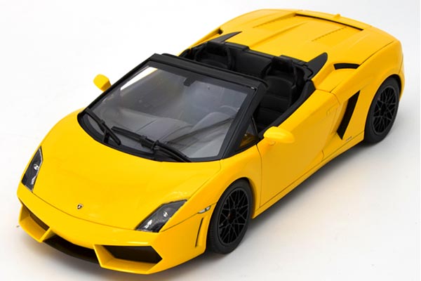 Lamborghini Gallardo LP560-4 Roadster Diecast Model 1:18 Yellow