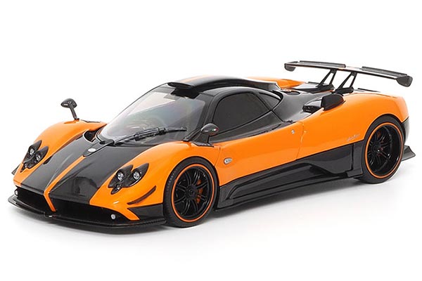 2009 Pagani Zonda Cinque Coupe Diecast Car Model 1:18 Scale