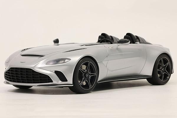 Aston Martin V12 Resin Car Model 1:18 Scale Silver