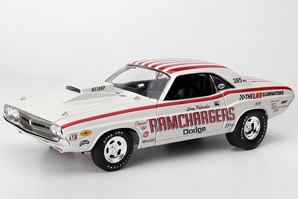 1971 Dodge Challenger Pro Stock Diecast Car Model 1:18 White