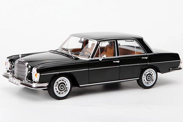 1968 Mercedes-Benz 280 SE Diecast Car Model 1:18 Scale Black