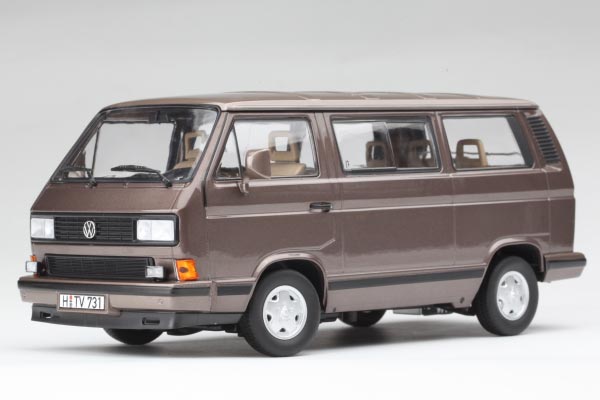 1990 Volkswagen Multivan MPV Diecast Model 1:18 Scale
