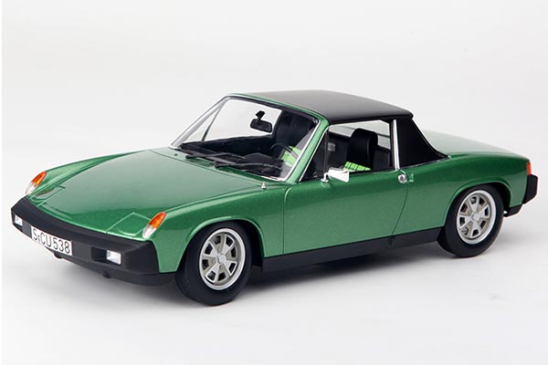 1975 Porsche 914 Diecast Car Model 1:18 Scale Green