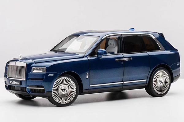 2020 Rolls-Royce Cullinan Diecast Model 1:18 Scale