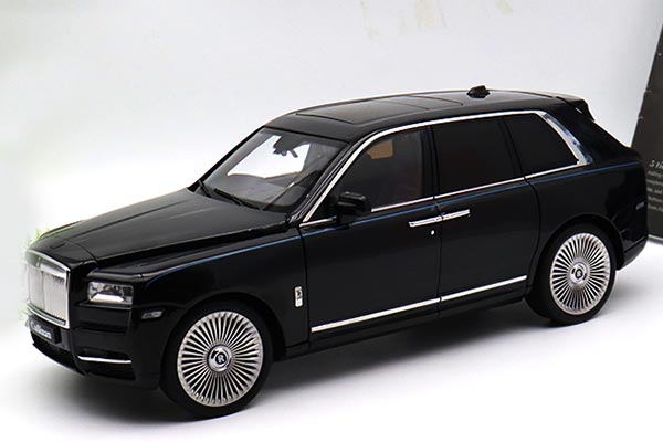 2020 Rolls-Royce Cullinan Diecast Model 1:18 Scale Black