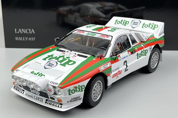 1984 Lancia Rally 037 Diecast Model 1:18 Scale White