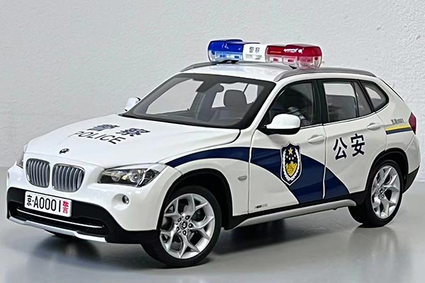 2010 BMW X1 E84 Diecast Model Police 1:18 Scale White