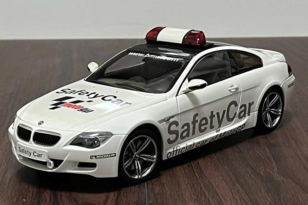 2006 BMW M6 E63 Coupe Diecast Safety Car Model 1:18 Scale White