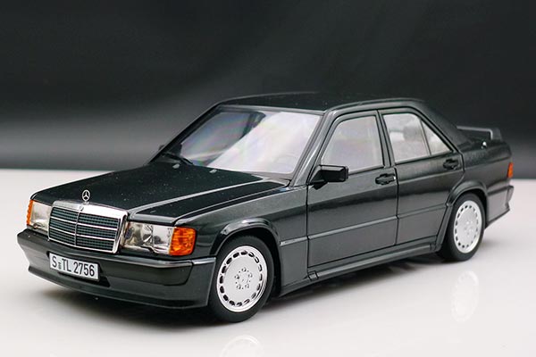 1984 Mercedes-Benz 190E 2.3-16 Diecast Car Model 1:18 Black