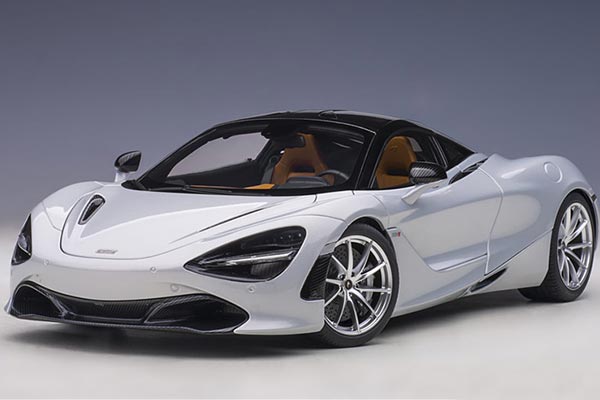 McLaren 720S Diecast Car Model 1:18 Scale Gray