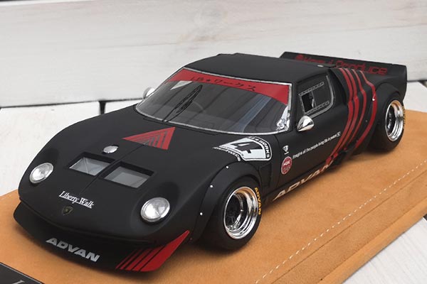 Lamborghini LB Miura ADVAN Resin Car Model 1:18 Matte Black