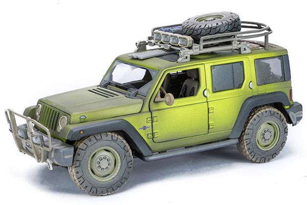 Jeep Wrangler Rescue Concept Muddy Diecast Model 1:18 Army Green