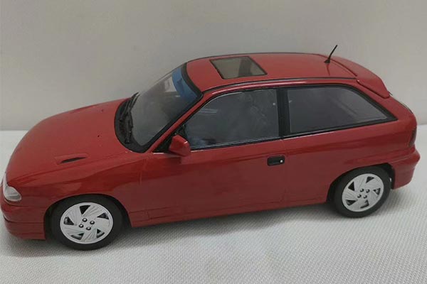 Opel Kadett Rallye 1.6 S Diecast Car Model 1:18 Scale Red