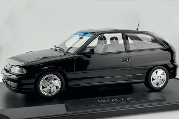 Opel Astra GSi Diecast Car Model 1:18 Scale Black