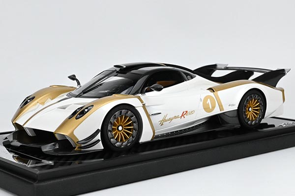 Pagani Huayra R EVO Resin Car Model 1:18 Scale White-Golden