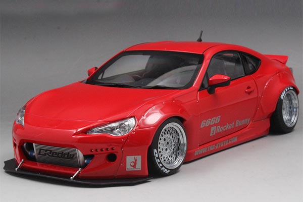 Toyota 86 Rocket Bunny Diecast Car Model 1:18 Scale Red