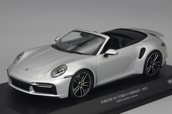 2020 Porsche 911 Turbo S Cabriolet Diecast Car Model 1:18 Silver
