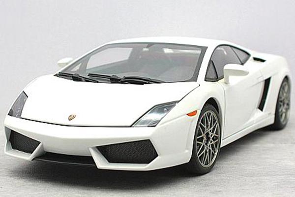 Lamborghini Gallardo LP560-4 Diecast Car Model 1:18 Scale