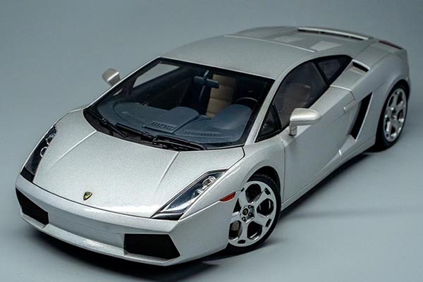 Lamborghini Gallardo Diecast Car Model 1:18 Scale