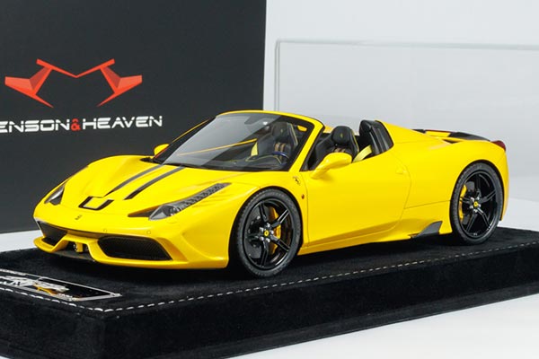Ferrari 458 Speciale Aperta Resin Model 1:18 Scale