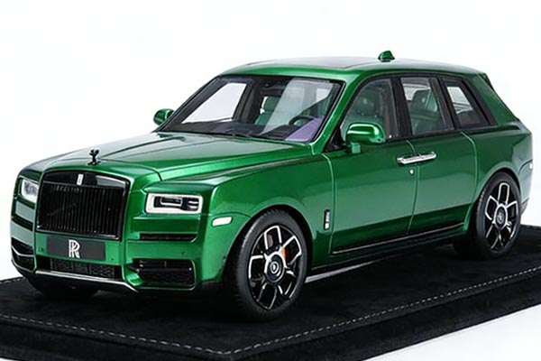 2020 Rolls-Royce Cullinan SUV Resin Model 1:18 Metallic Green