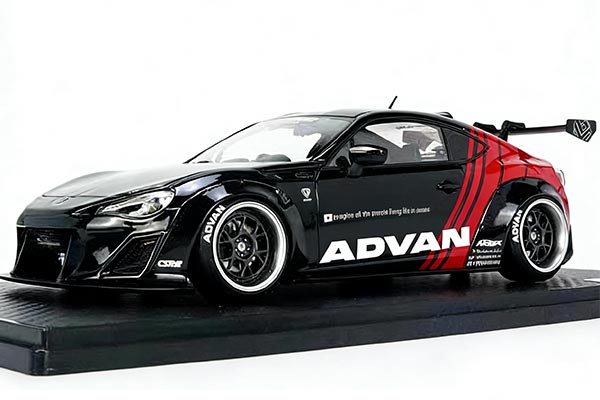 Toyota 86 LB Works ADVAN Resin Car Model 1:18 Scale Red-Black