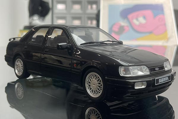 Ford Sierra Cosworth Resin Car Model 1:18 Scale Black