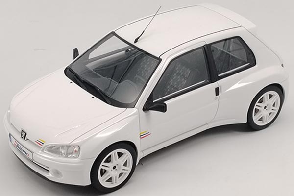 Peugeot 106 Rallye Resin Car Model 1:18 Scale White