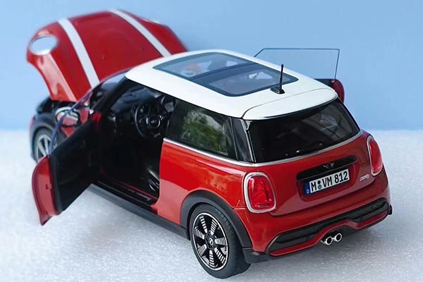 Mini Cooper S 3-Door Hatchback F56 Diecast Car Model 1:18 Scale [SD05H043]