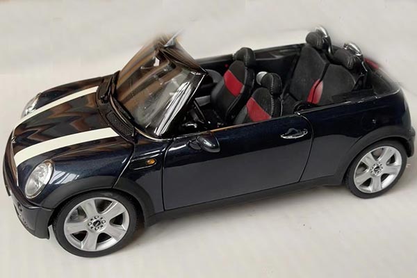 Mini Cooper Convertible Diecast Car Model 1:18 Scale Deep Blue