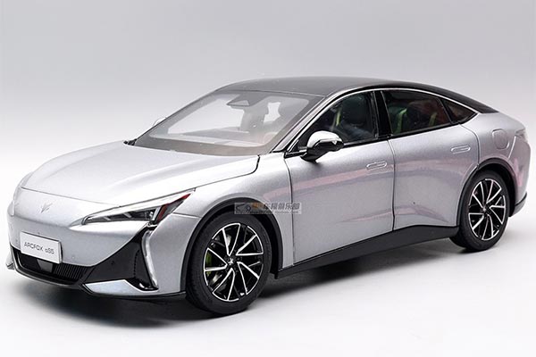 2024 Arcfox Alpha-S5 Diecast Car Model 1:18 Scale