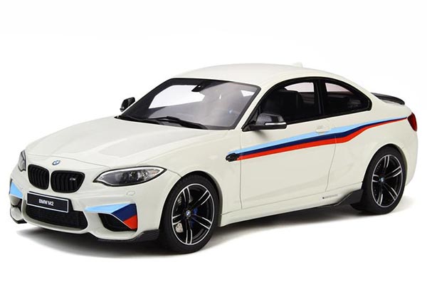 BMW M2 F87 M-Performance Resin Car Model 1:18 Scale White