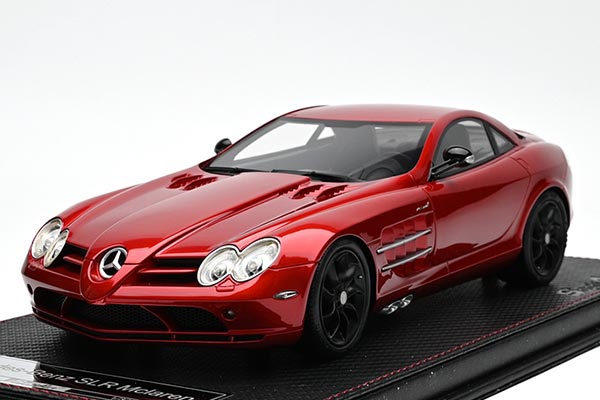 Mercedes-Benz SLR McLaren Resin Model 1:18 Scale Metallic Red