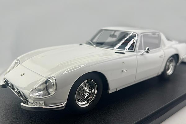 1964 Lamborghini 3500 GTZ Resin Car Model 1:18 Scale