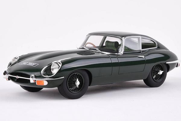 1968 Jaguar E-Type Series 2 Coupe Resin Car Model 1:18 Scale