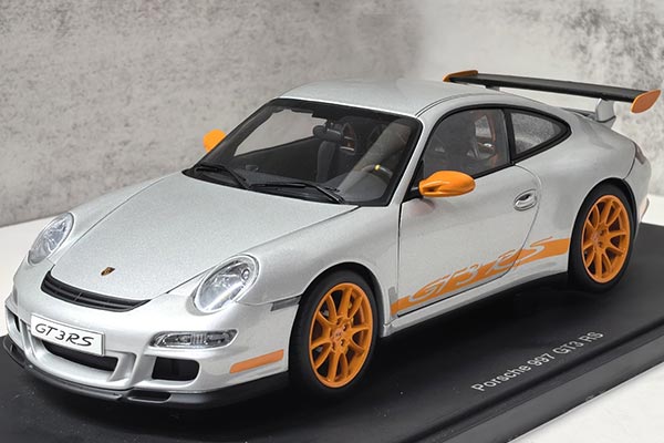 Porsche 911 (997) GT3 RS Diecast Car Model 1:18 Scale Silver