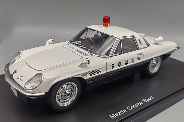 Mazda Cosmo Sport Diecast Police Car Model 1:18 Scale White