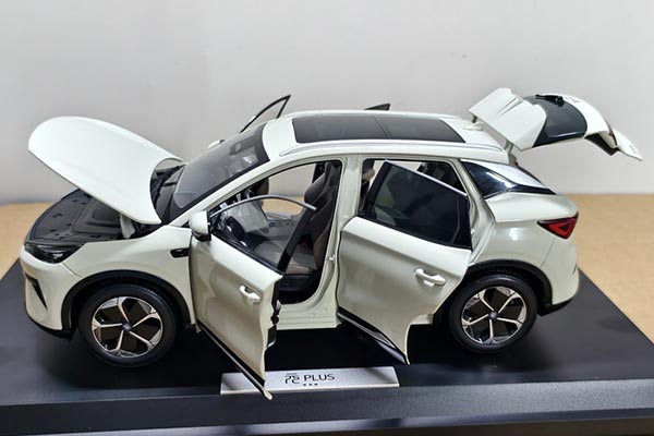 2025 BYD Yuan Plus SUV Diecast Model 1:18 Scale Creamy White [SD05H295]
